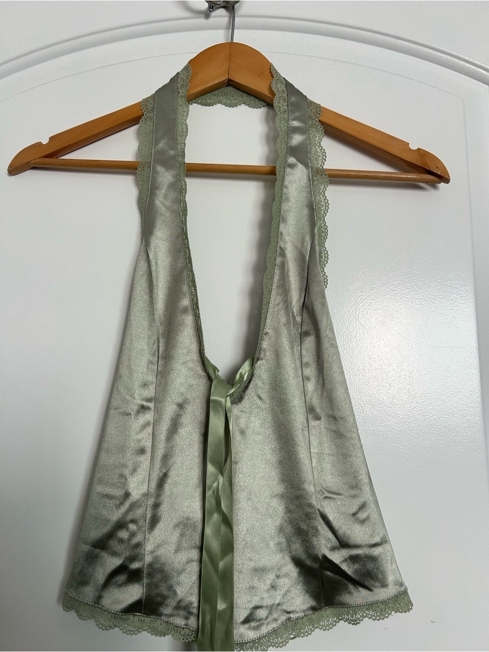 Kimchi Blue y2k 90s Satin Lace Halter Bow Babydoll Top Size M Chic Romantic - Picture 4 of 14